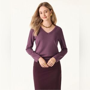 NWT OGL LiteWarm Essential V-neck Long Sleeve Top with Close-fit Ruby Berry S